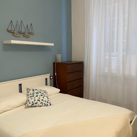 Blue Sea Apartment, Piazza Lavagna Genova Exterior foto